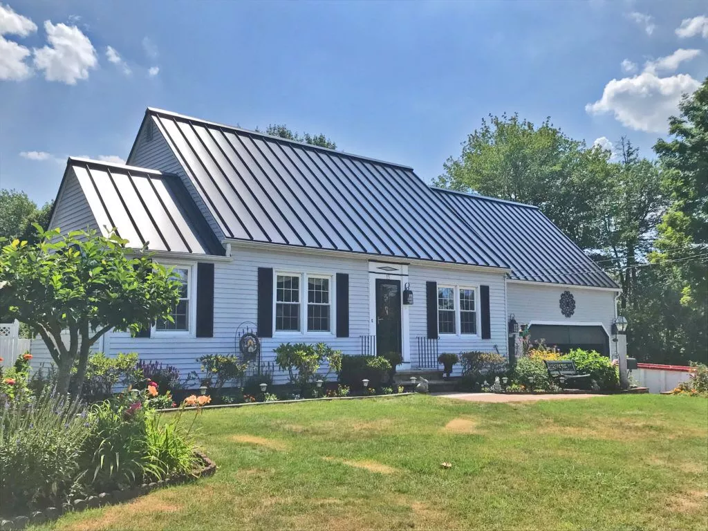 Metal-Roofing-Cleaning-F